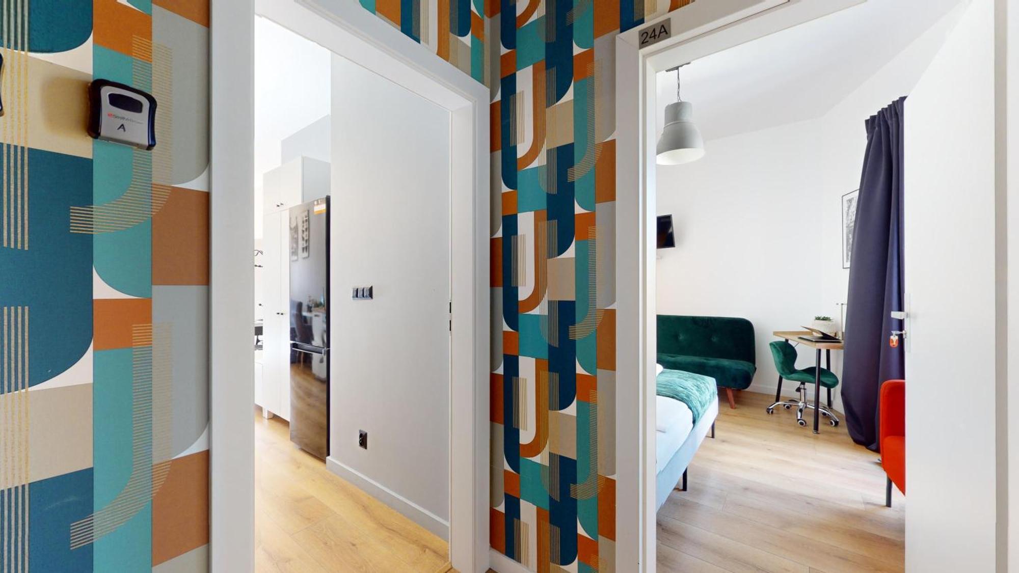 Family House Near The Market Square -Perfect For Family & Business Stays - Ksiecia Witolda Street 500 Steps To Market Square - 2 Bedrooms,2 Parking Places Wroclaw Dış mekan fotoğraf